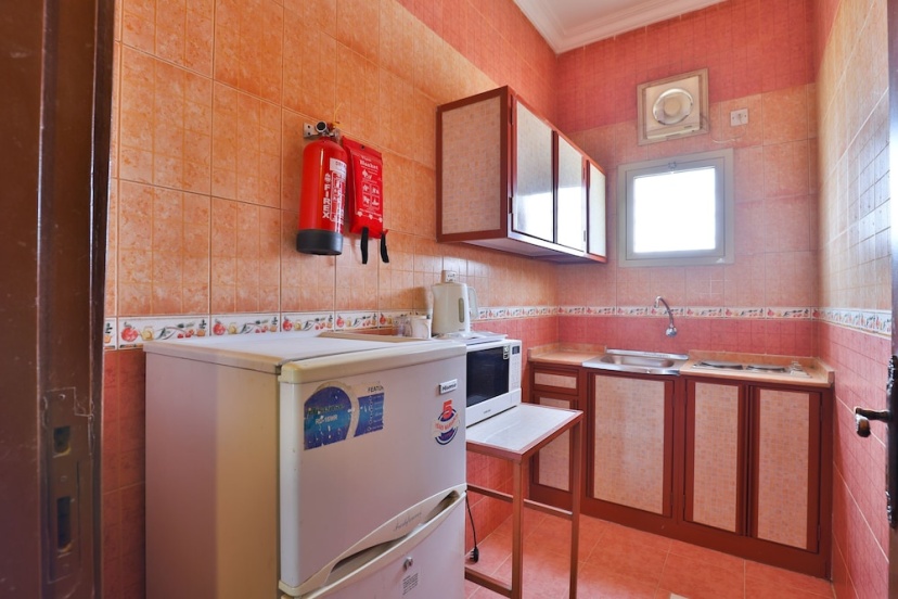 Azor Plaza Furnished Apartments by OYO Rooms — забронировать отель в Джидде