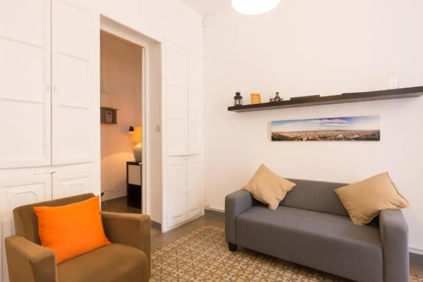 ApartEasy - Gracia Apartments — забронировать отель в Барселоне