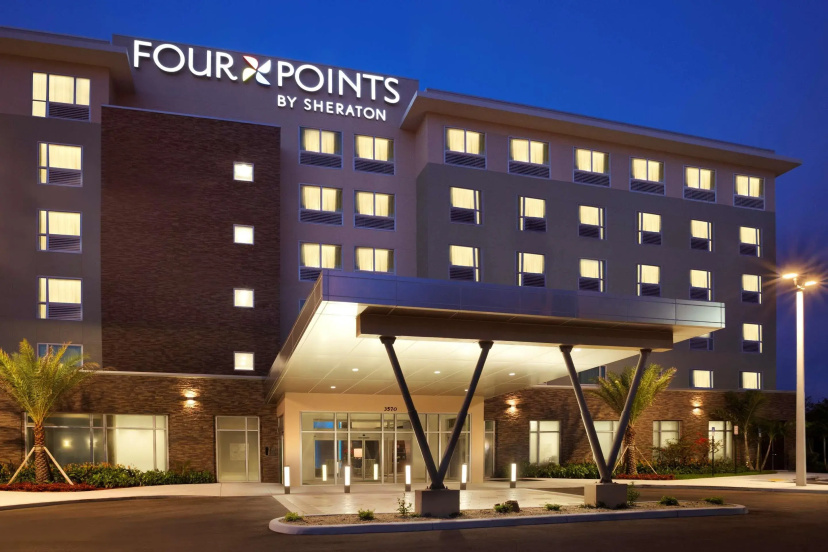 Four Points by Sheraton Miami Airport — отель с удобствами в Майами