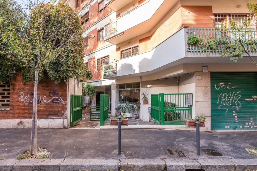 Ml Apartment - Ardesia Terrace Colosseo - 2bdr — отель с удобствами в Риме