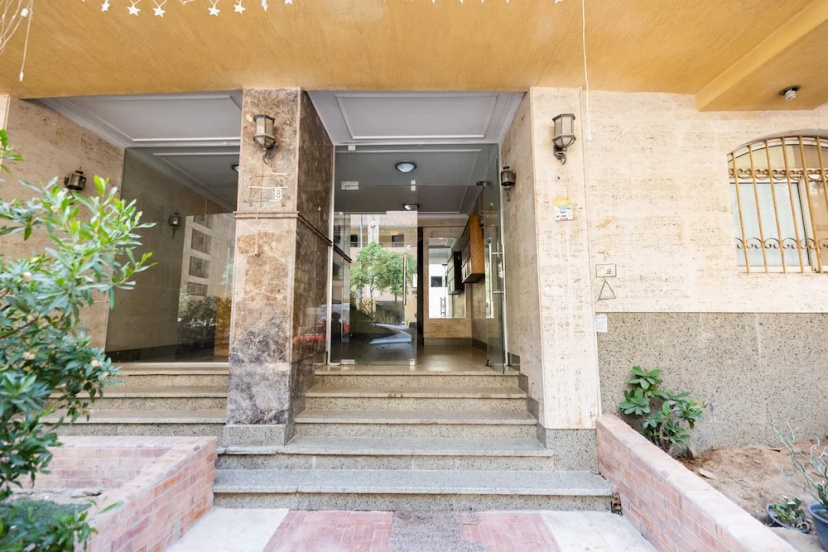 Oak Orchid Opulent 2 BR Apartment with Walk-in Closet — забронировать отель в Каире