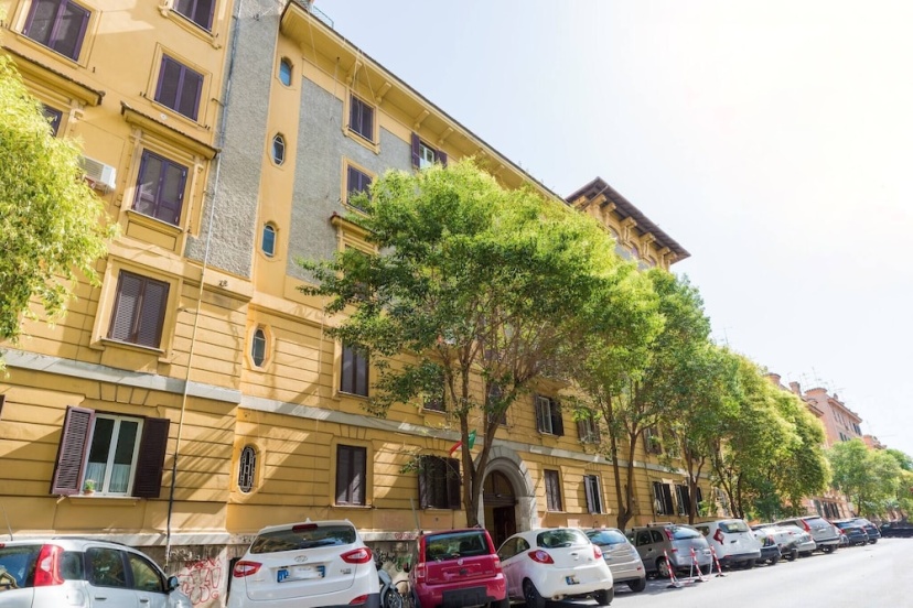 New Completely Renovated Apt In Vatican Peppes — комфортный отель в Риме