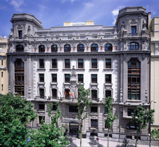 NH Collection Madrid Abascal 4 — отель в Мадриде, Испания