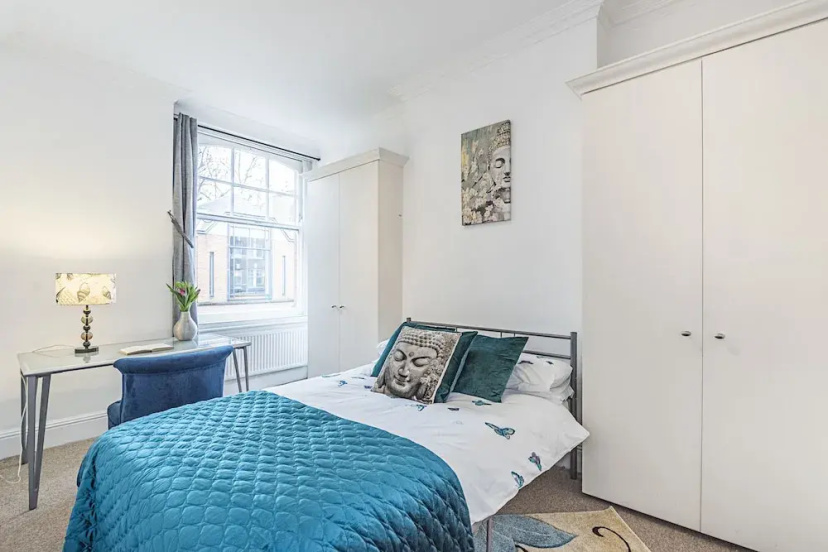 Stylish 2 bedroom Apartment in Chelsea — отзывы гостей и цены