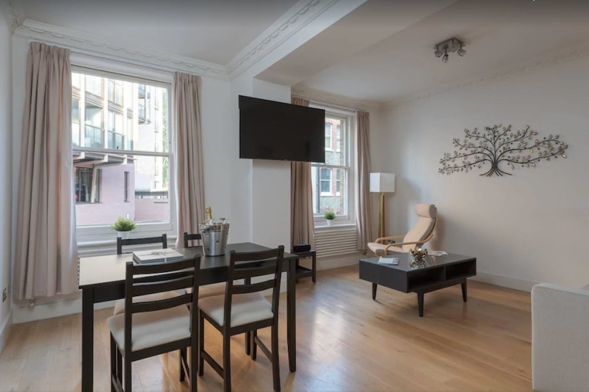 Luxury Marlebone Apartment Baker Street — отель с удобствами в Лондоне