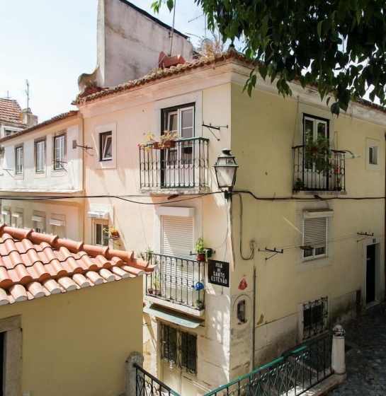 Lovely Spot in Alfama 3 — отель в Лиссабоне, Португалия