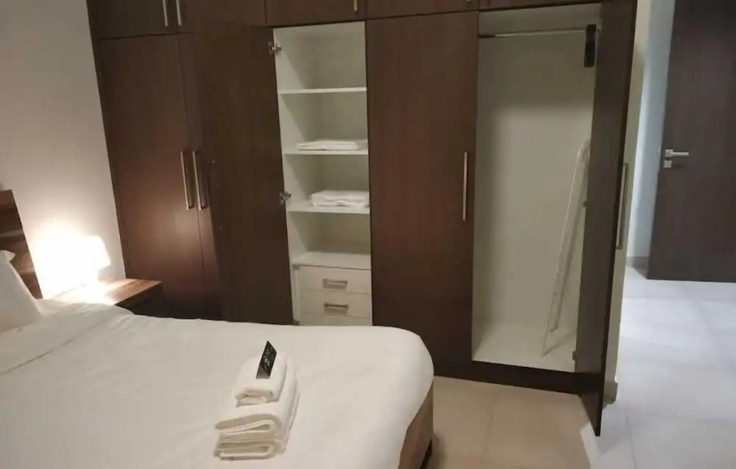 Цены на OYO HOME 1383 Luxury 1 BHK With Balcony в Абу