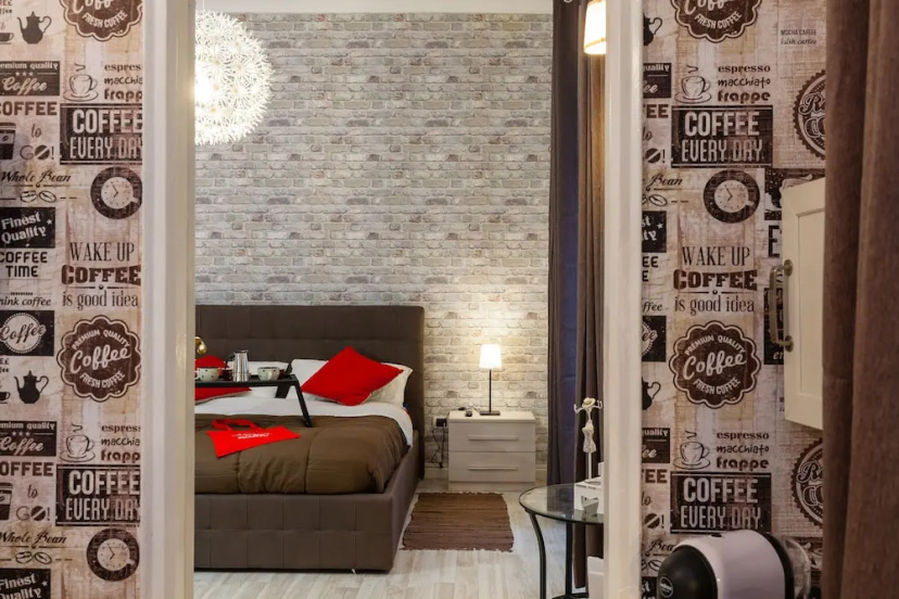 Цены на Apartment - Borgo S. Antonio I BH 89 в Неаполе