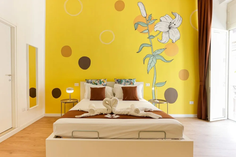 Santa Patrizia a Chiaia Apartment - Terra — отель с удобным расположением в Неаполе
