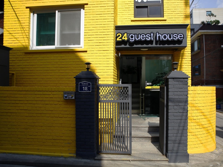 Цены на 24 Guesthouse Seoul Cheongryangri в Сеул