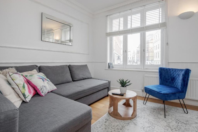 Beautiful apartment next to Covent Garden Market — комфортный отель в Лондоне