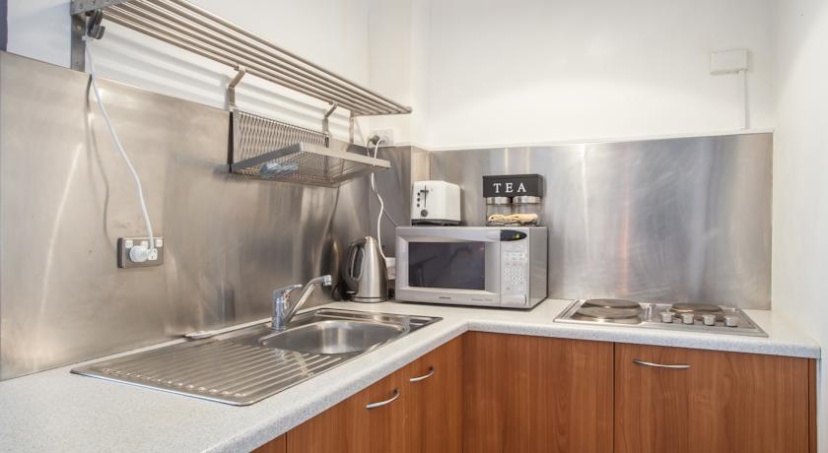 Цены на Bondi Beachfront Studio в Сиднее