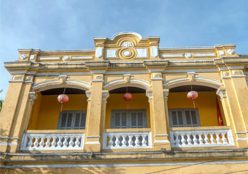 Сравните цены на Hoi An Ancient House Resort And Spa в Дананге