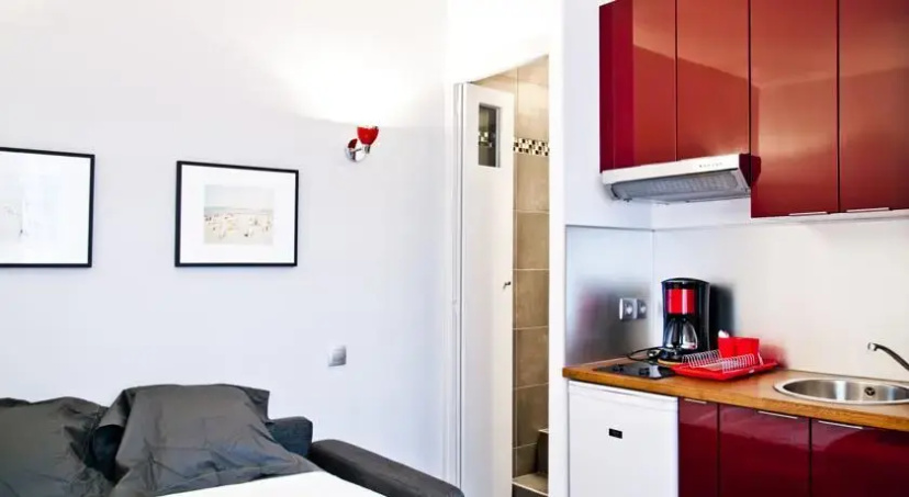 Pick a Flat - Le Marais / Place de Vosges Studio — отель с удобствами в Париже