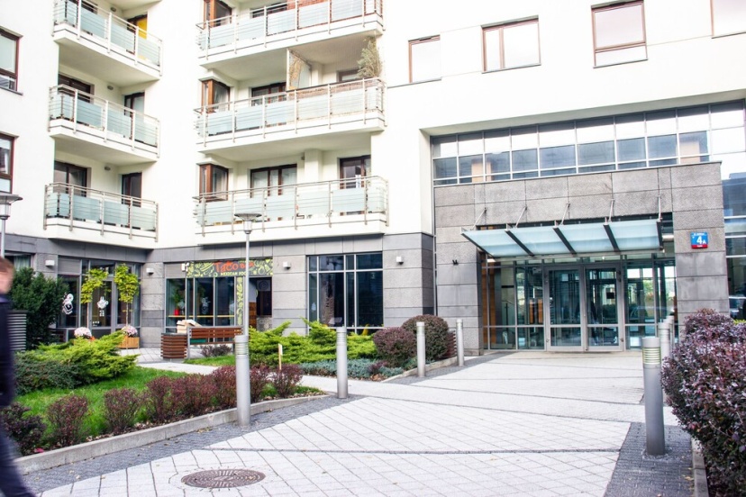 Giełdowa Deluxe Apartment — забронировать отель в Варшаве