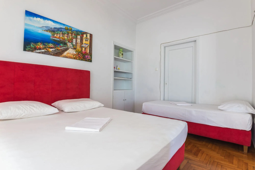 Super Paradise Apartments — отель с удобным расположением в Афины