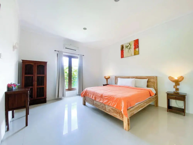 AV Villa Devina 3 — отель в Кута, Индонезия