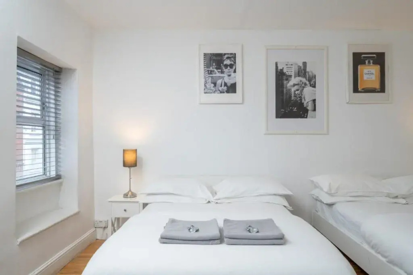 Soho & Covent Garden Apartment, Sleeps 3 — комфортный отель в Лондоне