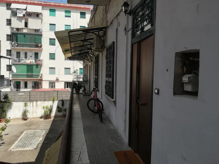 Vicaria - GuestHouse - Napoli Centrale — отель в Неаполе, Италия