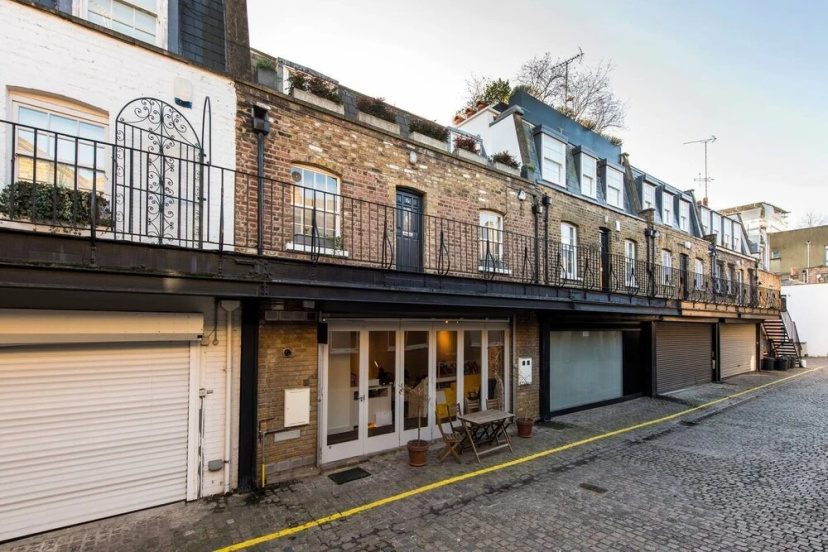 2 Bed Apartment, Notting Hill — отель с удобствами в Лондоне
