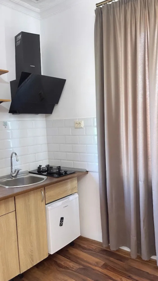 Warm House — забронировать отель в Тбилиси