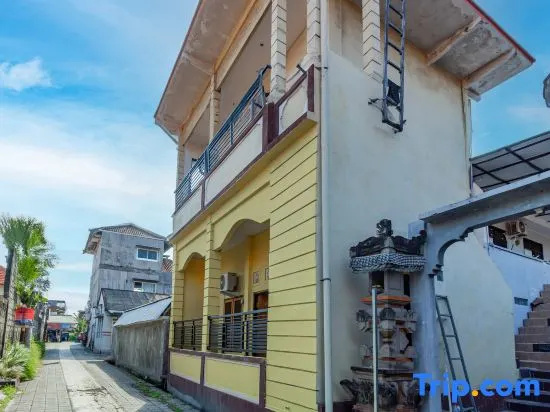 Цены на SN Guest House near Trans Studio Mall в Денпасар