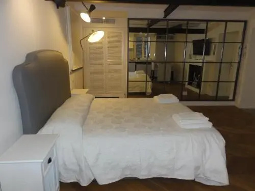 Corso In Florence — забронировать отель в Флоренции