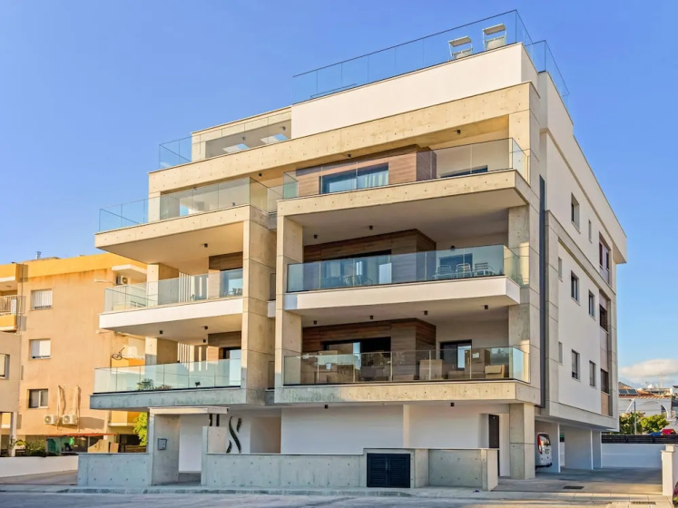 Sanders Crystal 1 - Cute  2-bdr Apt With Shared Pool 2 — отель в Лимассол, Кипр
