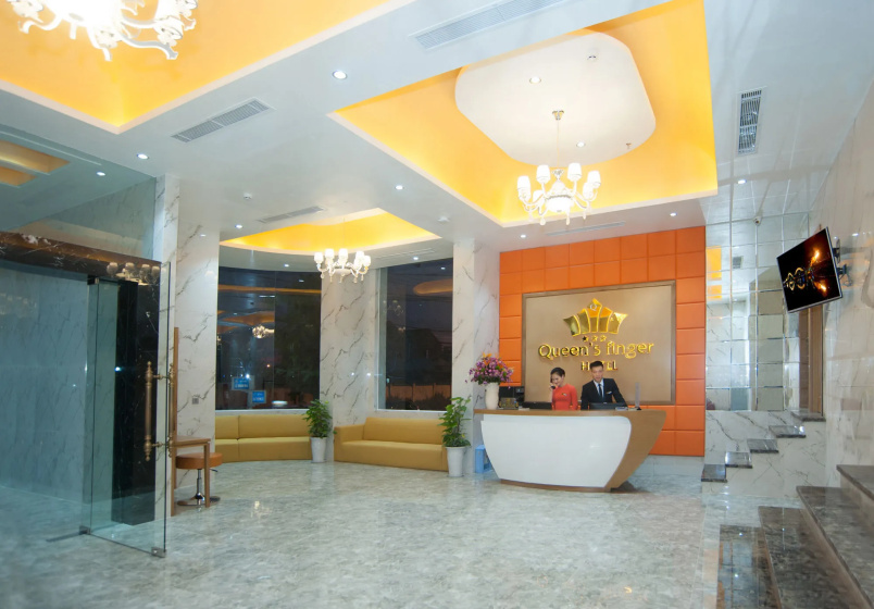 Sea Queen Hotel — отель в удобной локации в Дананге