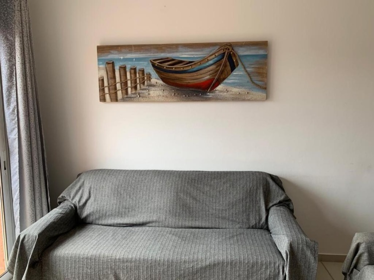 Comfortable 2 bedroom apartment in popular Limnaria Gardens — комфортный отель в Пафос