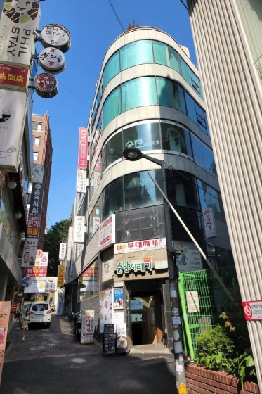 Цены на OYO Hostel Myeongdong 3 в Сеул