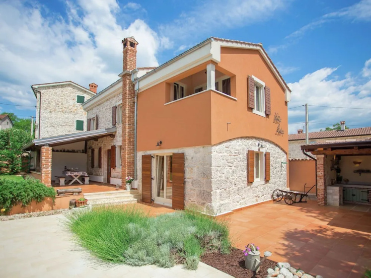 Rustic Villa in Dracevac With Outdoor Pool - Villas_and_Bungalows in Porec - Photo 1