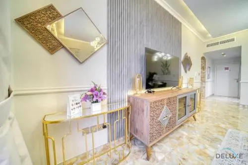 Ornate 2BR at Diamond Views 1, Jumeirah Village Circle by Deluxe Holiday Homes — комфортный отель в Дубае
