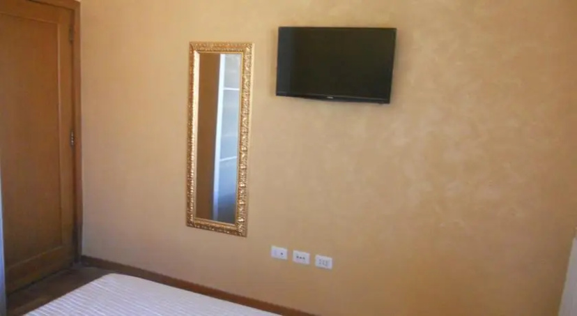 Holiday Home Golden Lion — комфортный отель в Риме