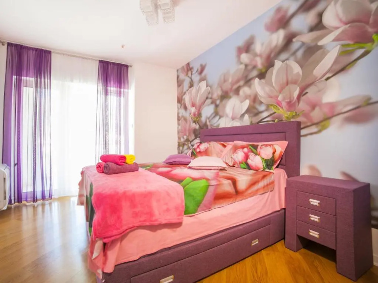 Luxury Apartment Valentina — отель с удобствами в Будва