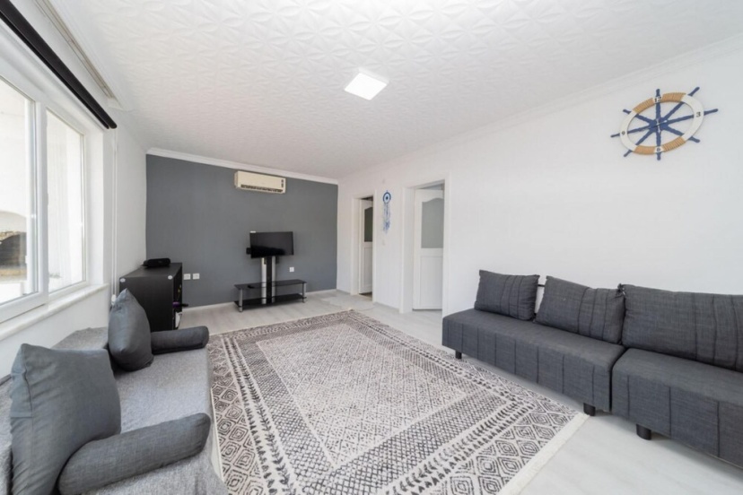 Serene House With Sea View and Garden in Muratpasa — отель в Анталье, Турция