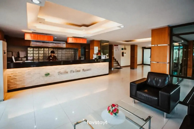 Twin Palms Suites and Residence Pattaya — отель с удобствами в Паттайе
