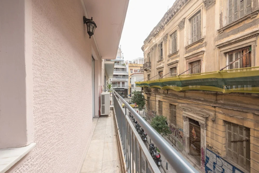 New Syntagma Urban Apartment — отель с удобным расположением в Афины