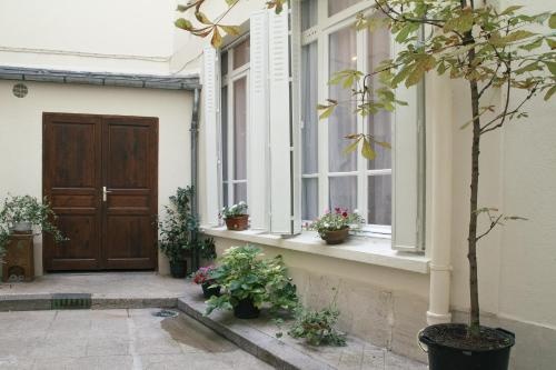 Short Stay Apartment Quentin — комфортный отель в Париже