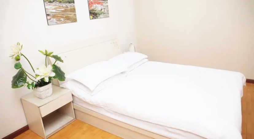 Rui Sheng Apartment — отель в Чэнду, Китай