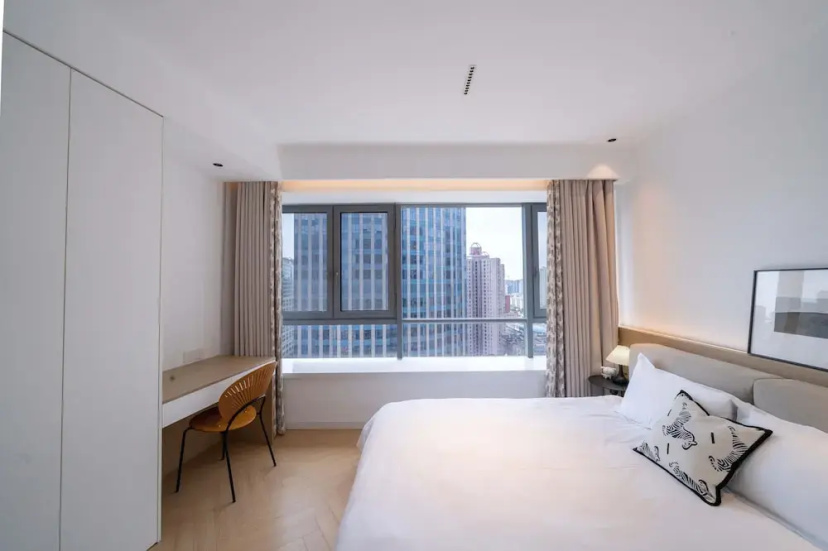 Цены на Zhome- Count Luxury 2Bedroom Apartment в Шанхае