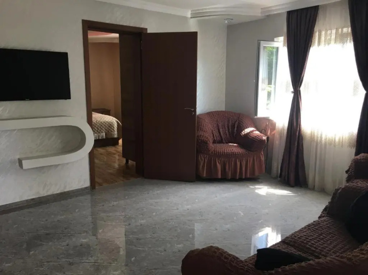 LALISA - Hotel in باطومي - Photo 1