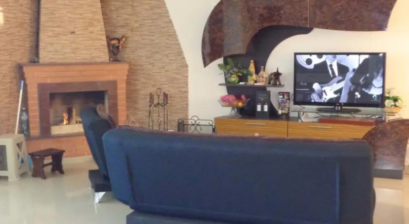 Holiday Home on Ioane Lazi — отель с удобным расположением в Батуми
