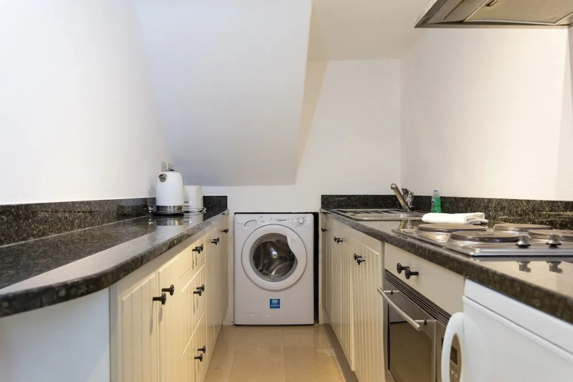 1 Bedroom Apartment Near Marylebone 3 — отель в Лондоне, Соединенное Королевство