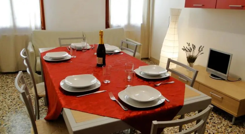 Venice Suiteapartment — отель с удобным расположением в Венеции
