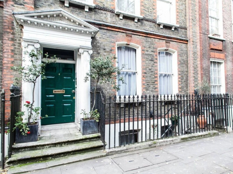Charming Large Bloomsbury Apartment — отель в Лондоне, Соединенное Королевство