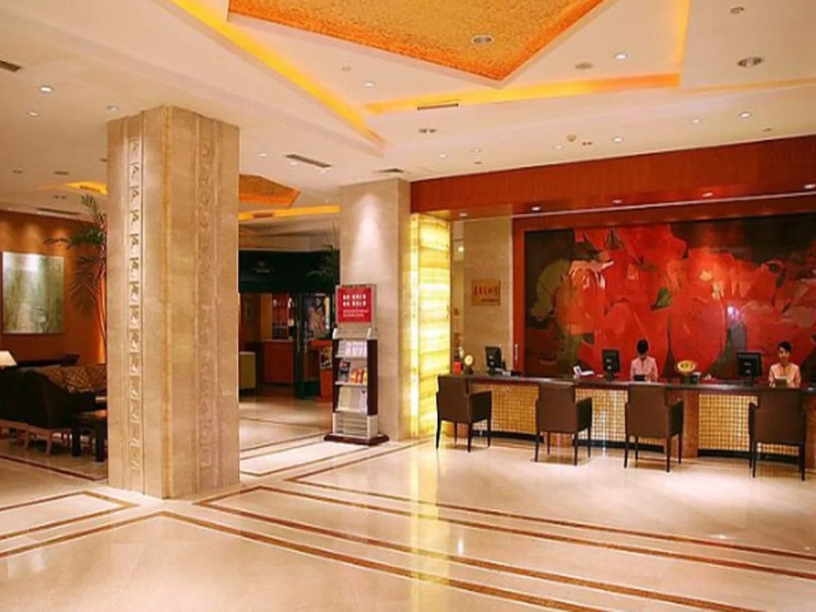 Friendship Palace - Hotel in هاربن - Photo 2