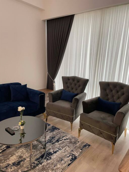 Lovely 1-bedroom Suite Apartment Near Mall of Istanbul — отель с удобным расположением в Стамбуле