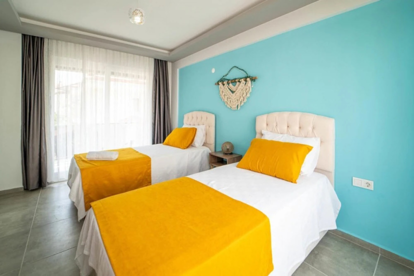 Villa With Pool Jacuzzi and Cinema Room in Fethiye — комфортный отель в Фетхие