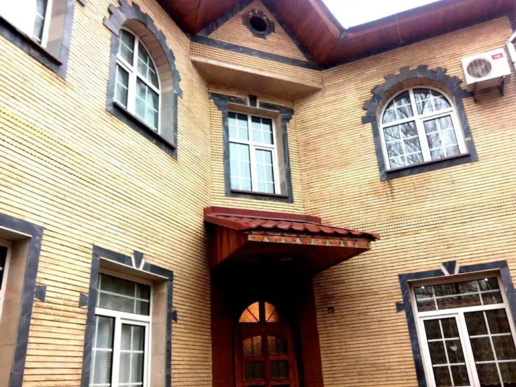 Chinara Guest House — забронировать отель в Ташкент